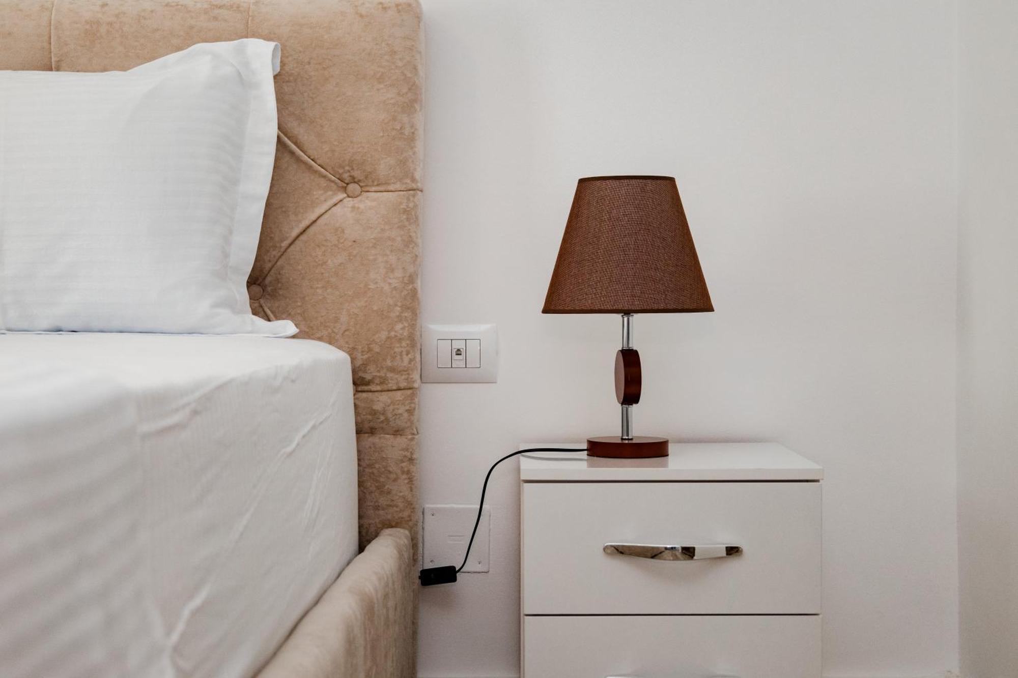 Riviera Hotel-City Center Vlore Luaran gambar